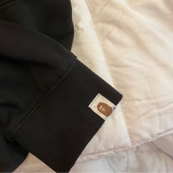 NWOT Authentic BAPE Black Shark Sweatshirt SZ XXL - Picture 6 of 9